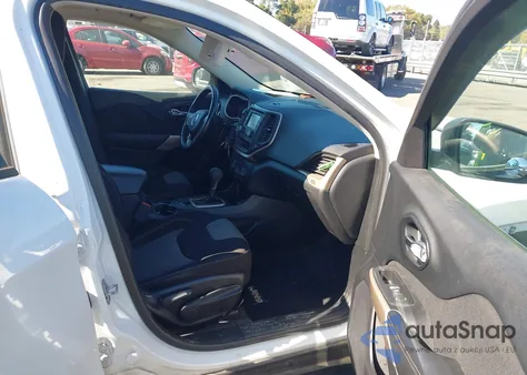 2017 Jeep Cherokee Altitude Fwd from USA, damaged, VIN 1C4PJLAB5HW572817